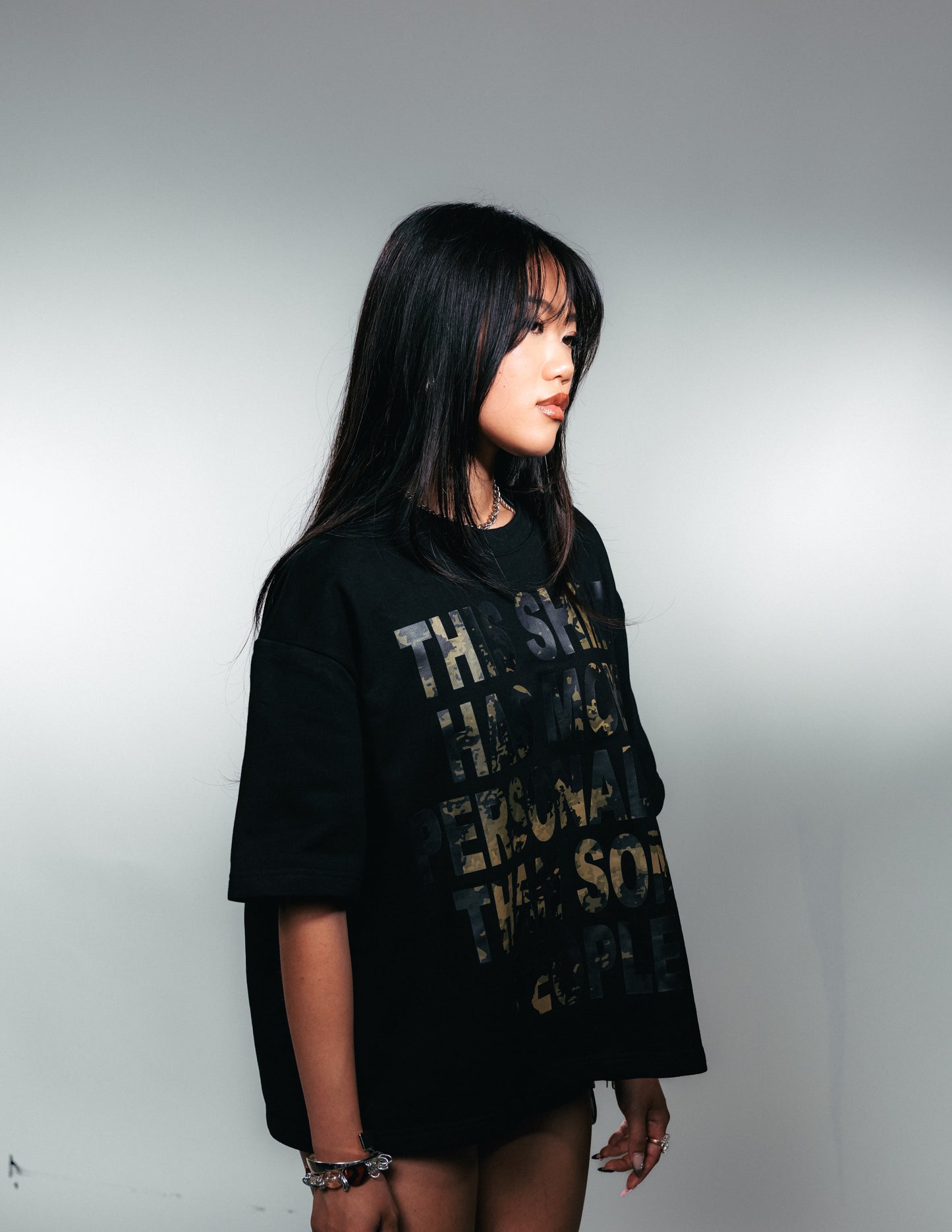 PERSONALITY TEE BLACK