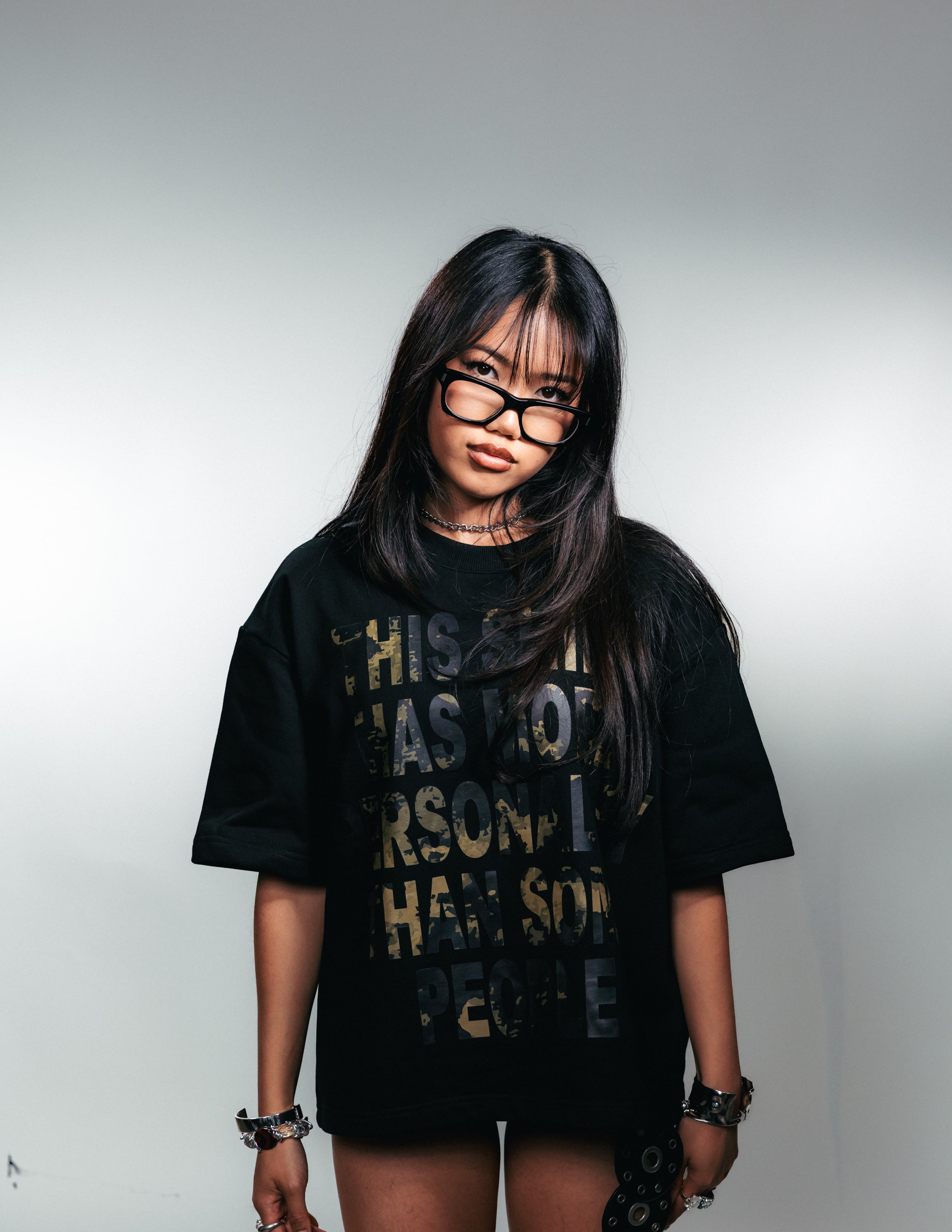 PERSONALITY TEE