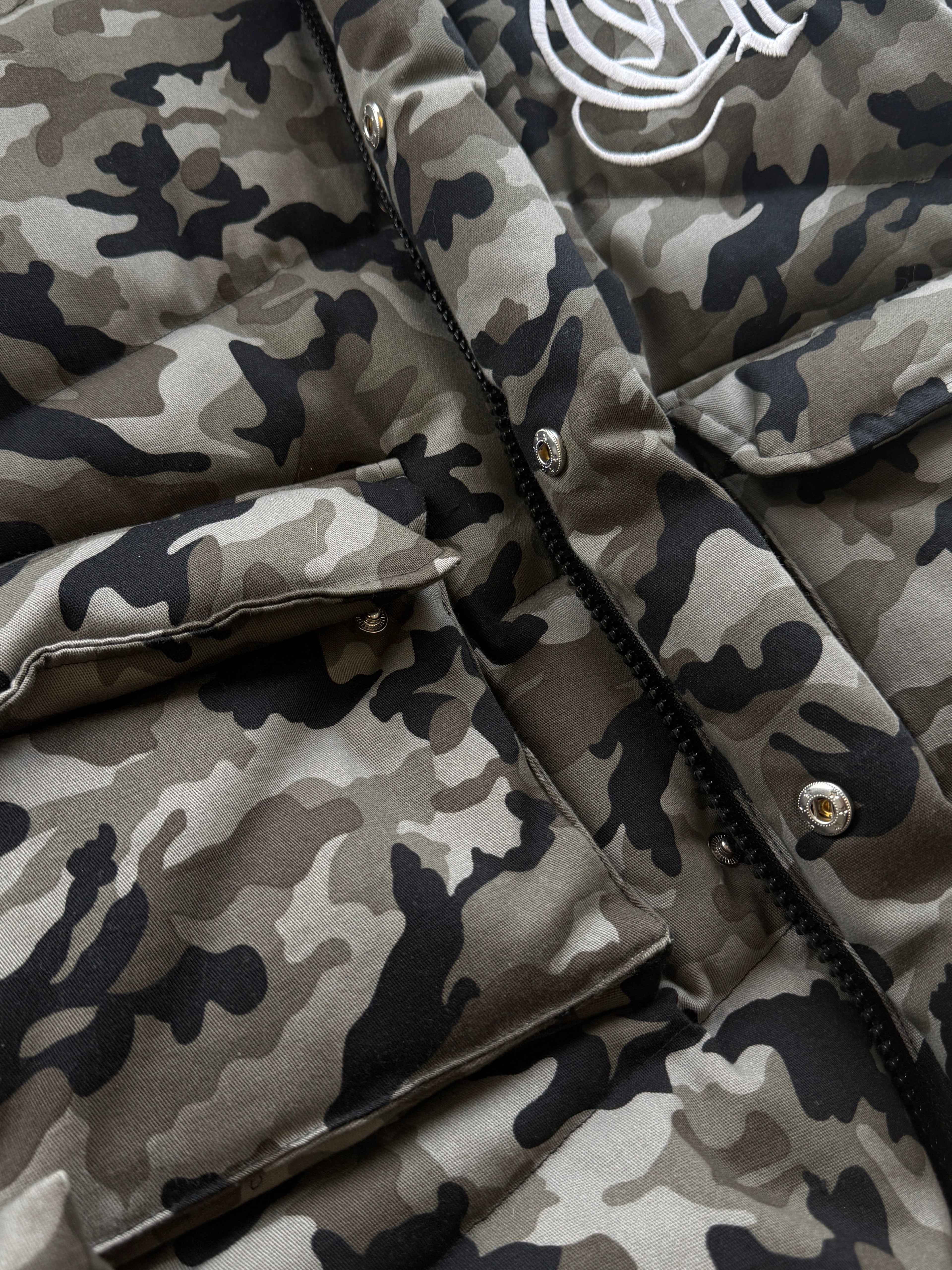 CAMO VEST SAMPLE
